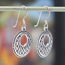 925银雕花耳饰-圆蔓