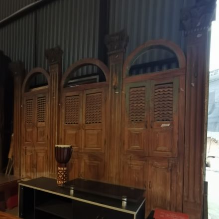 雕花窗户346*14*287cm