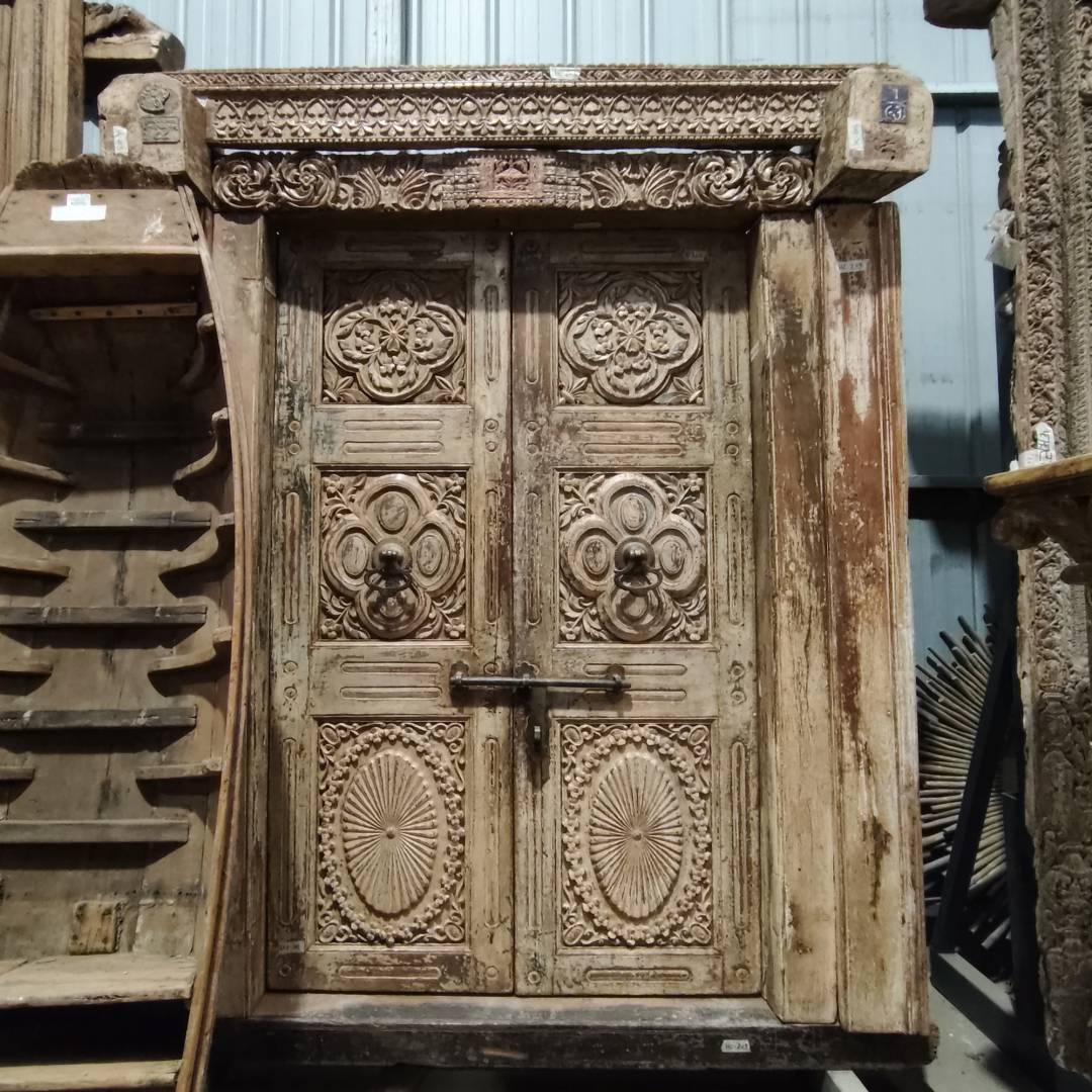 雕花双开门151*19*203cm