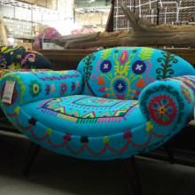 布艺绣线沙发110*72*79cm