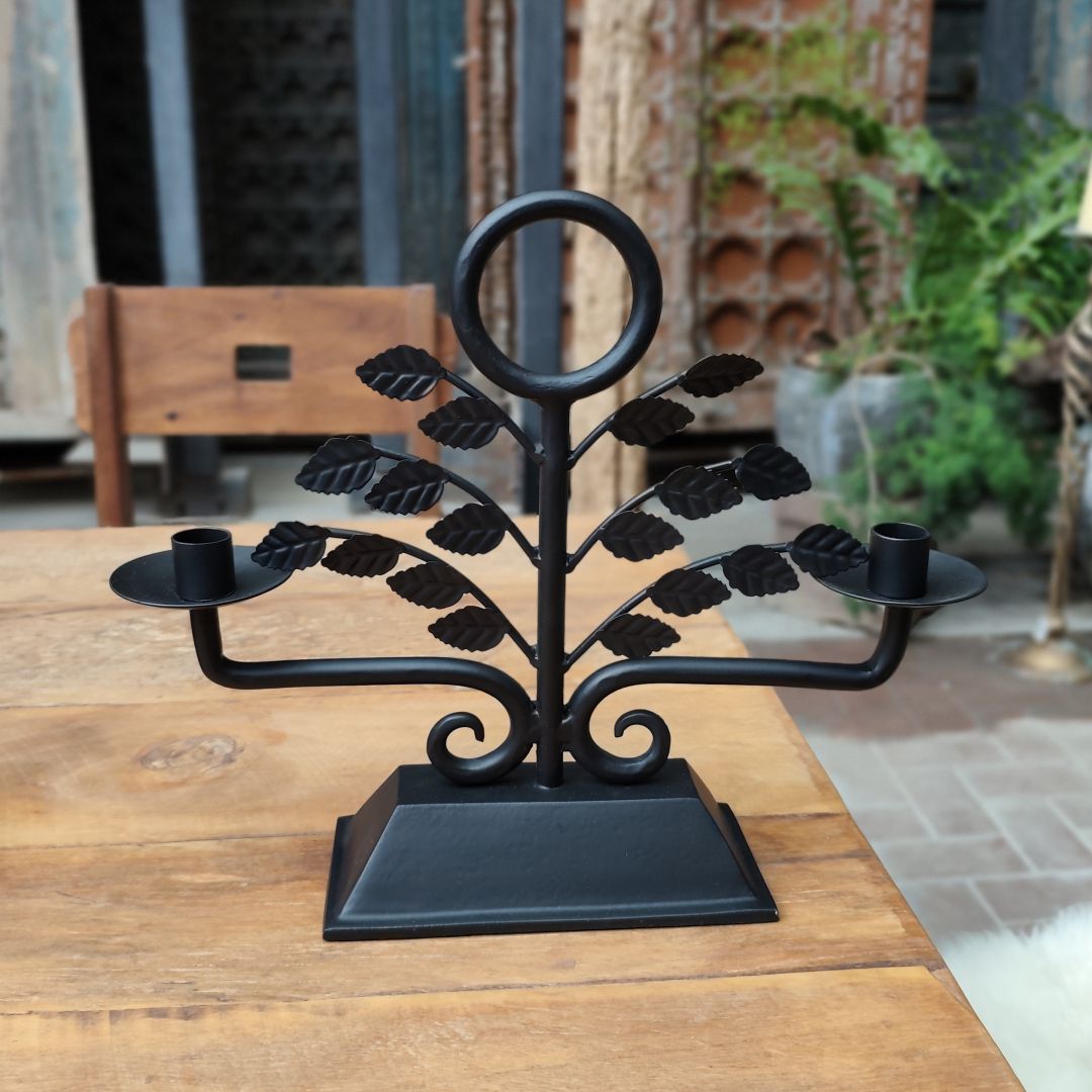 铸铁烛台37*9.5*31cm