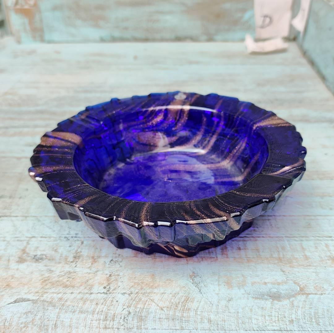 琉璃烟灰缸19*5cm