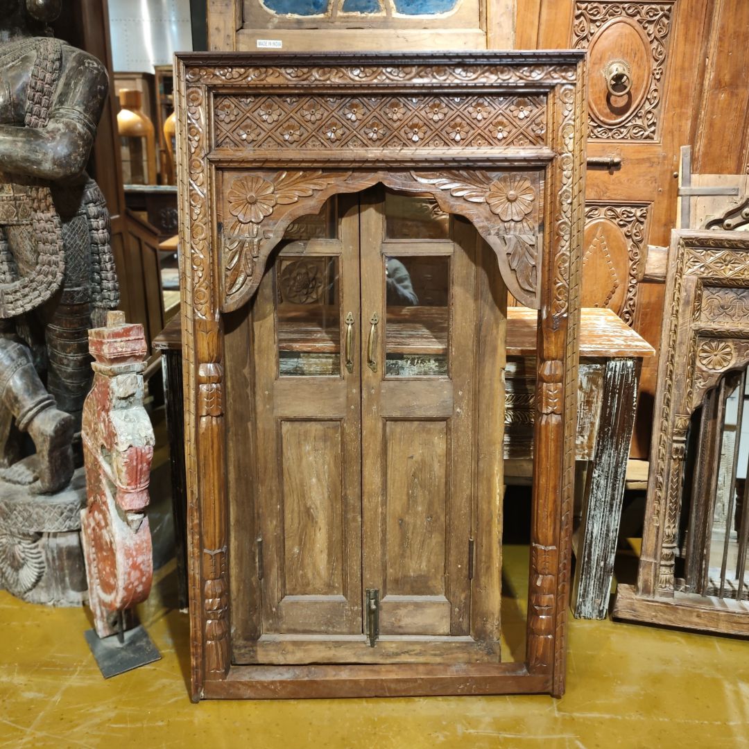 雕花镜框91.7*8*153cm