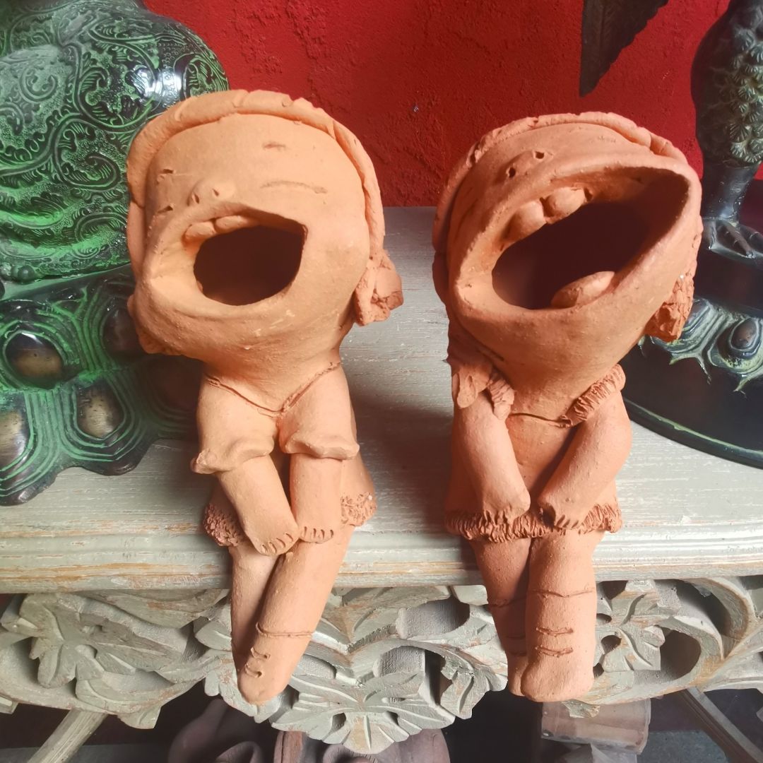 手工土陶摆件(娃娃)